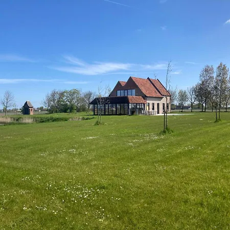 Kapelhoeve 3* De Haan